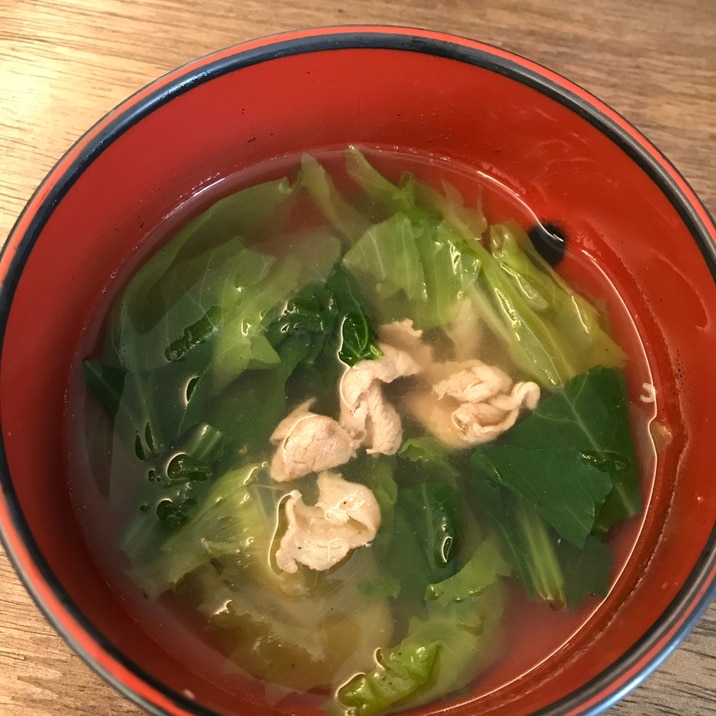 豚と葉野菜のスープ